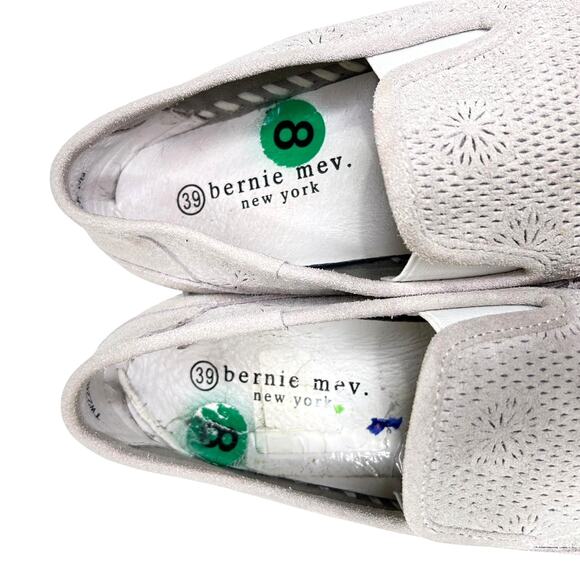 Bernie Mev. New York Light Grey White Slip On Suede Laser Cut Loafer Size 8 - Picture 6 of 7